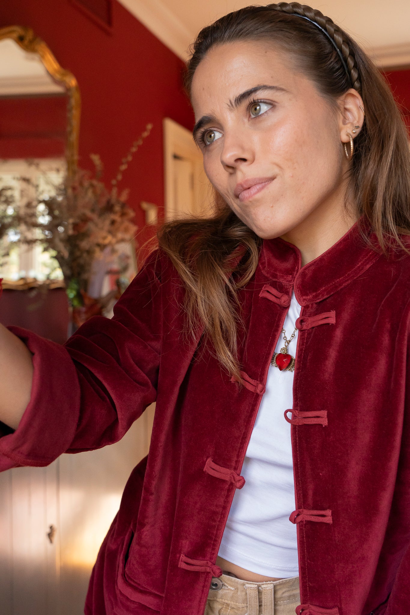 CHAQUETA TERCIOPELO MAO ROJA