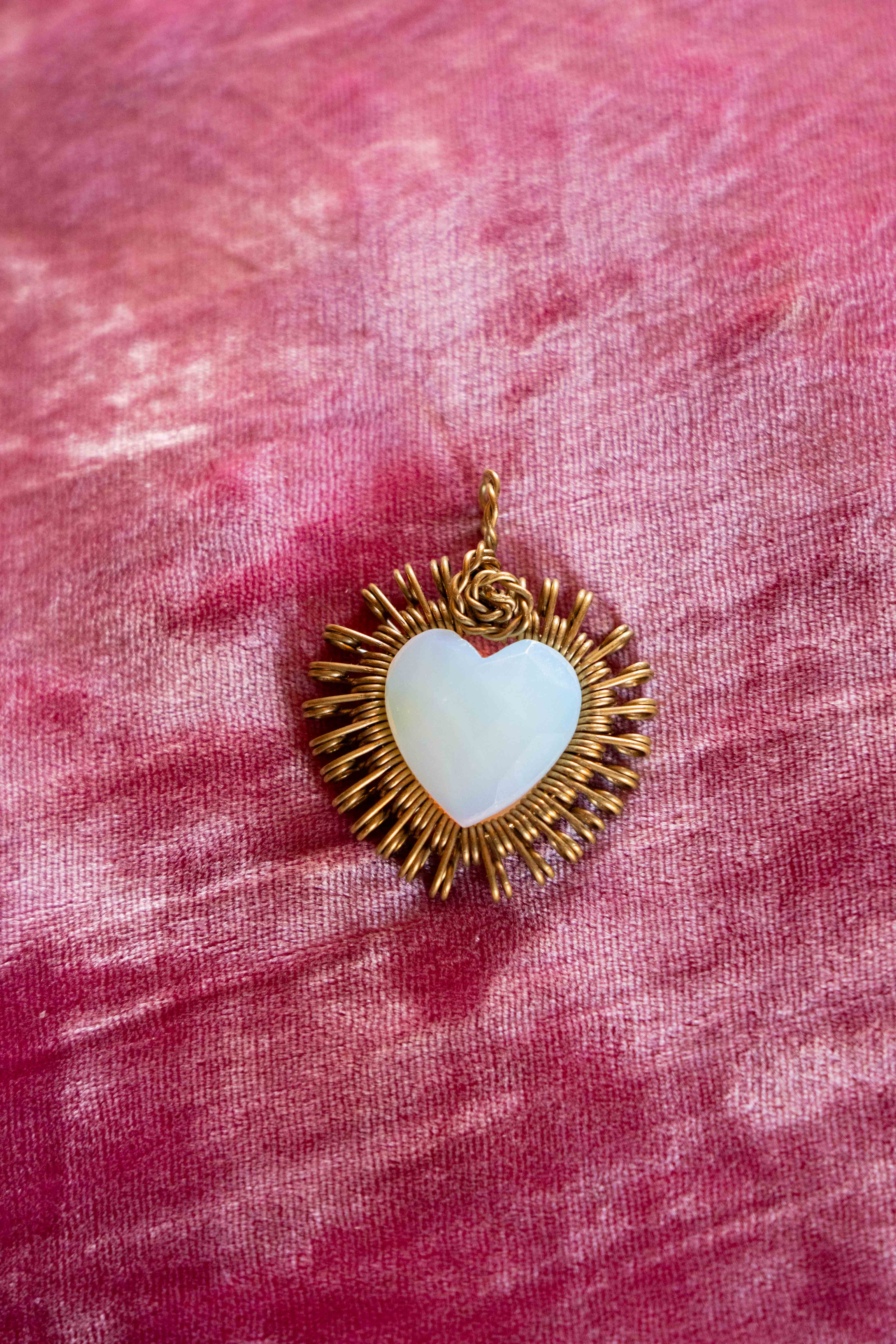 INMACULADO CORAZÓN PIEDRA LUNAR ARCOÍRIS