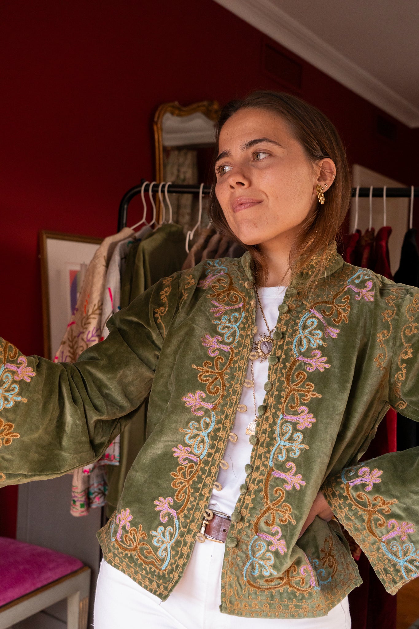 CHAQUETA TERCIOPELO BORDADO FLORAL VERDE